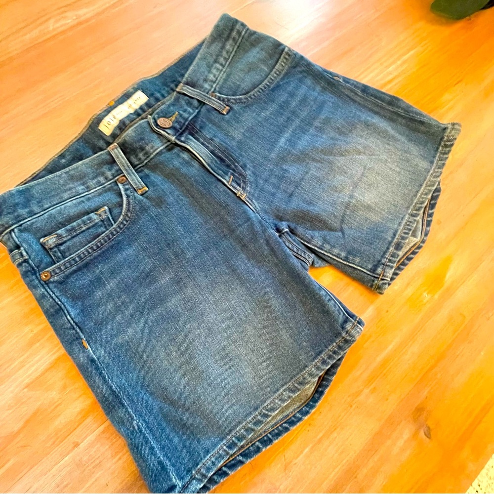 JOIE JEANS! USA. Blue Denim Jean Shorts! Great Condition! Sz 25
